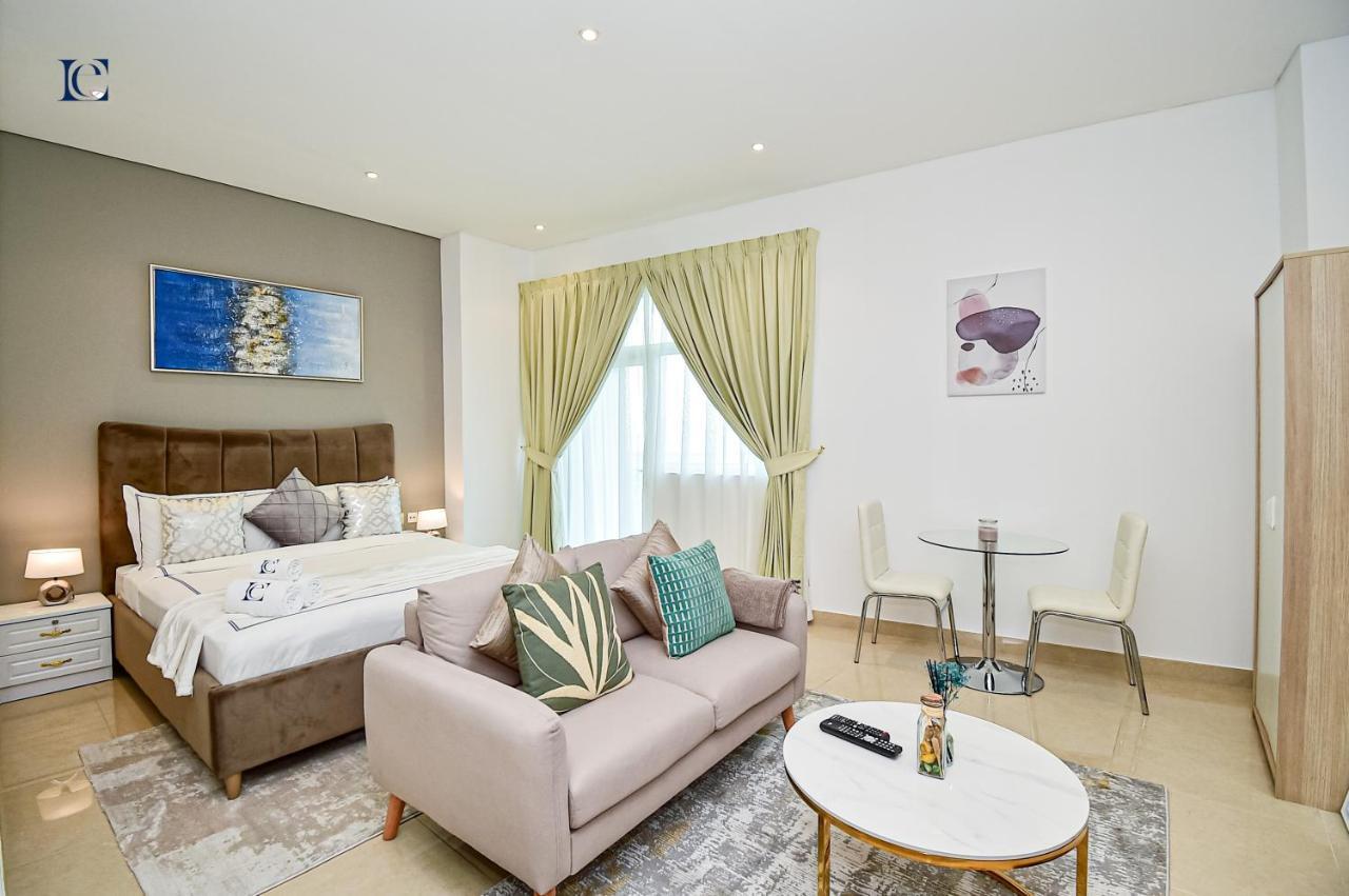 Luxury Escapes - Budget Studio With Balcony, Yacht Bay Marina Дубай Екстериор снимка