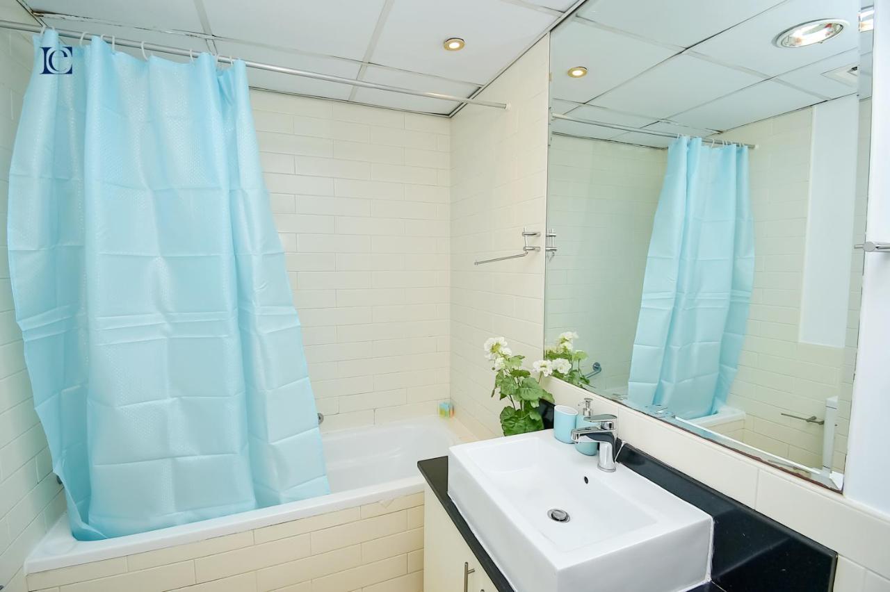 Luxury Escapes - Budget Studio With Balcony, Yacht Bay Marina Дубай Екстериор снимка